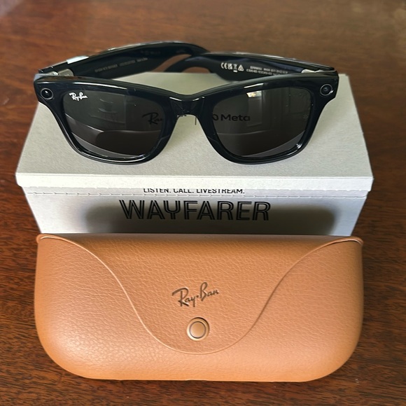 Ray-Ban | Meta Wayfarer Smart Glasses, Black RW4006 - Picture 2 of 12